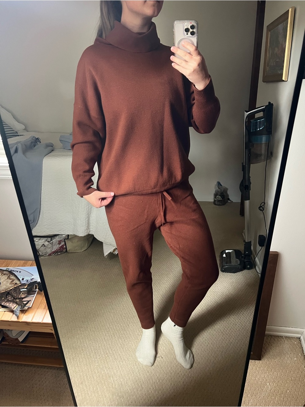 Varley Drawstring Lounge Pants in Rust